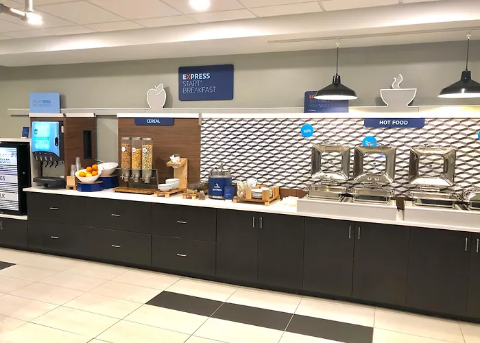 Holiday Inn Express Richmond - Midtown By Ihg
