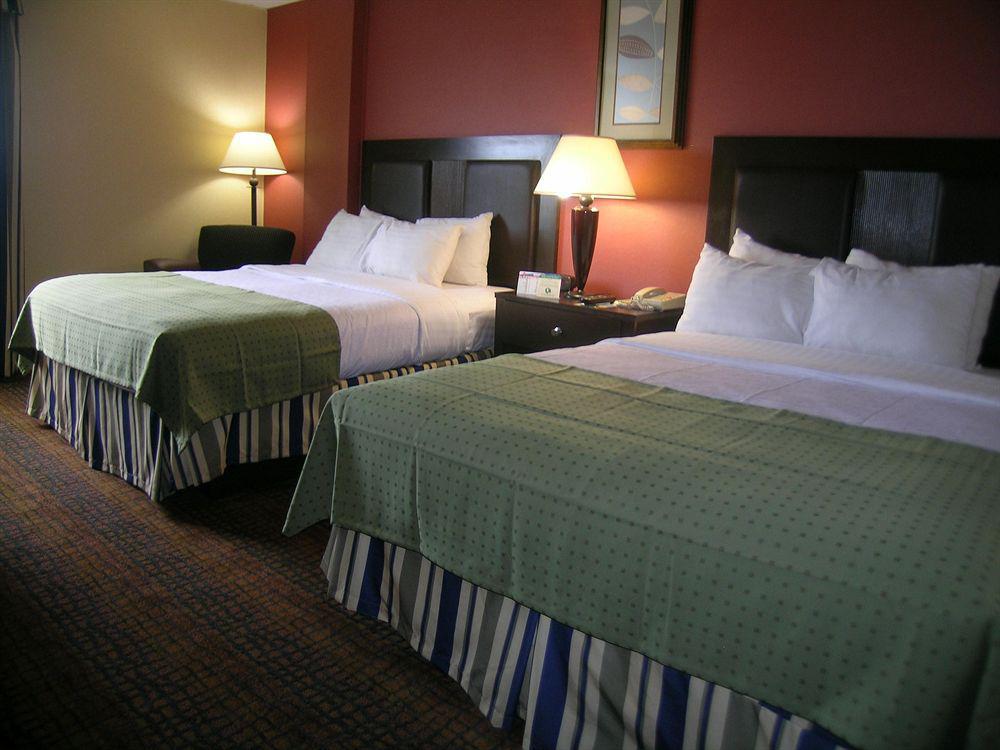 Express Richmond - Midtown By Ihg 3* Dumbarton