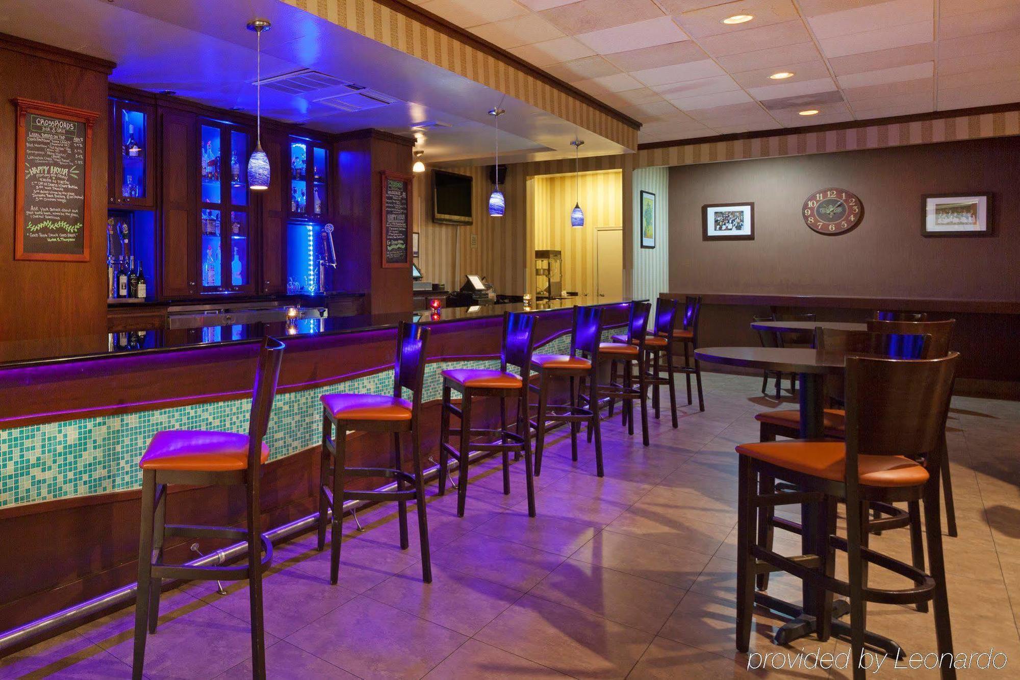 Hotel Express Richmond - Midtown By Ihg