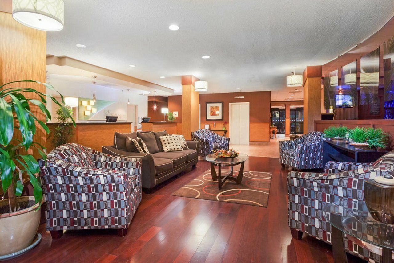 Hotel Express Richmond - Midtown By Ihg 3*