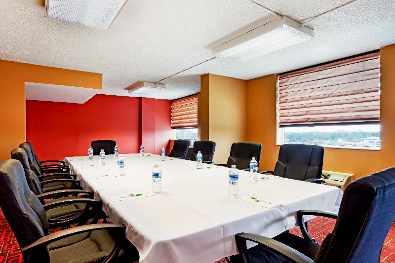 Express Richmond - Midtown By Ihg Hotel 3*
