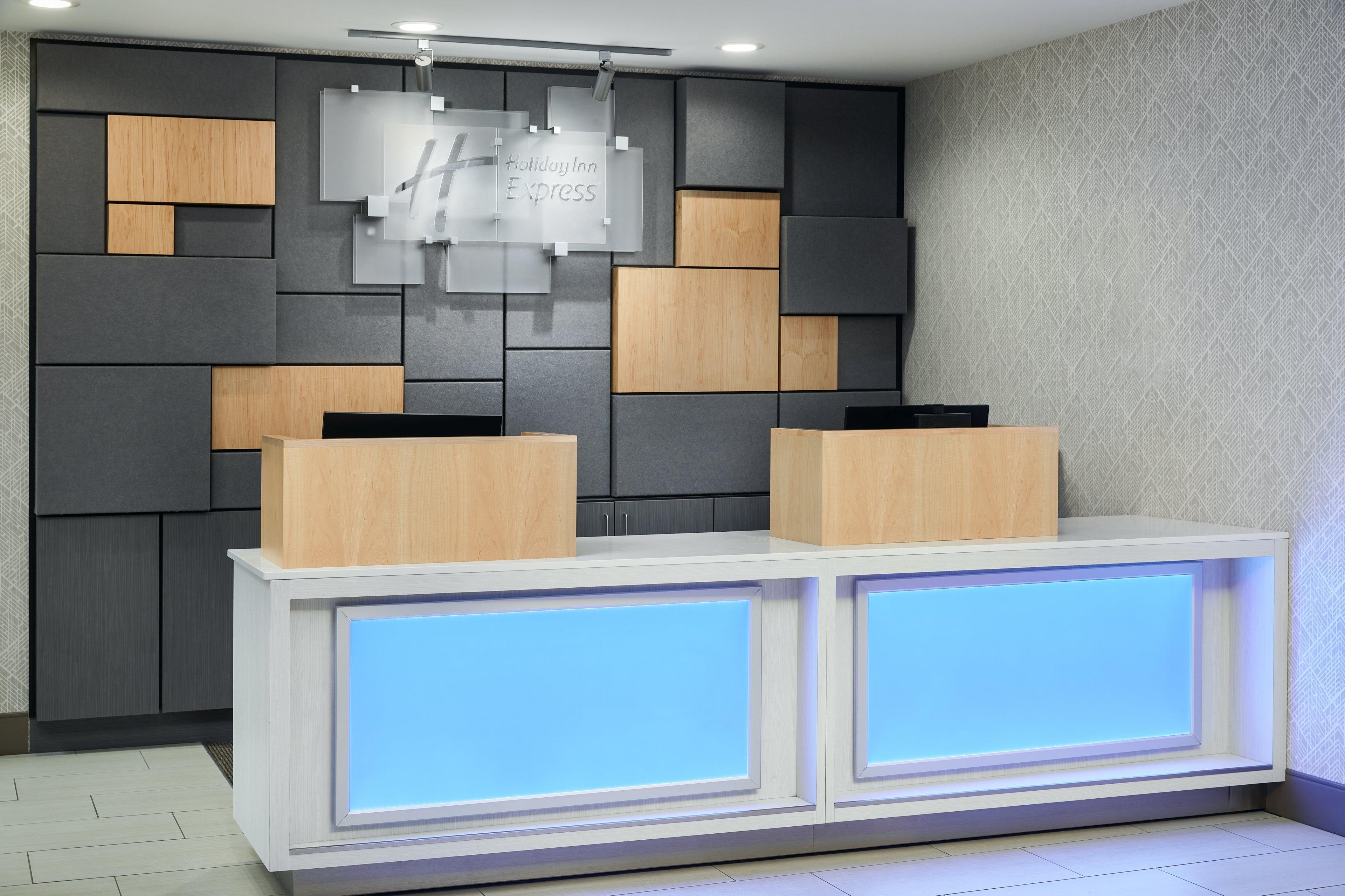 Express Richmond - Midtown By Ihg Hotel 3*